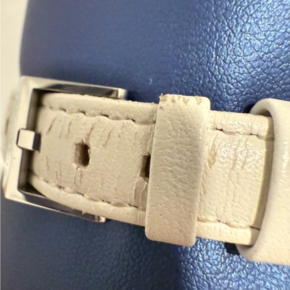 Swarovski Dreamy Leather Watch - Picture 13 of 17